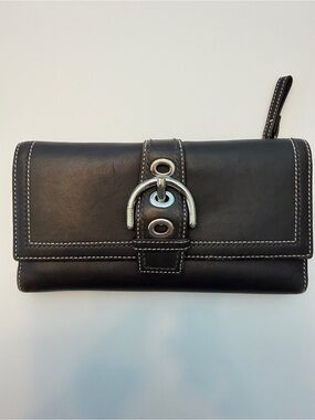Vintage Y2K Coach Soho Buckle Brown Leather Wallet